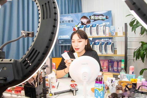 番禺互聯(lián)網(wǎng)軟件信息服務(wù)業(yè)崛起 規(guī)?？偭寇S居全市第二，個(gè)人互聯(lián)網(wǎng)服務(wù)成增長引擎